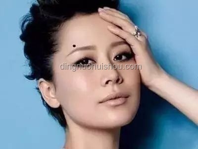 **孙俪点掉唇下痣引发热议：特色源于演技，非痣所能定义**